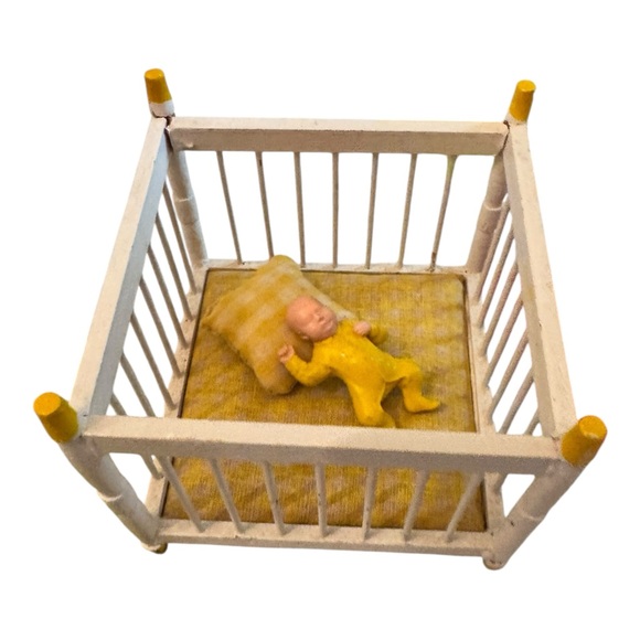 Vintage Dollhouse Concord Miniature White Yellow Playpen - Picture 3 of 6